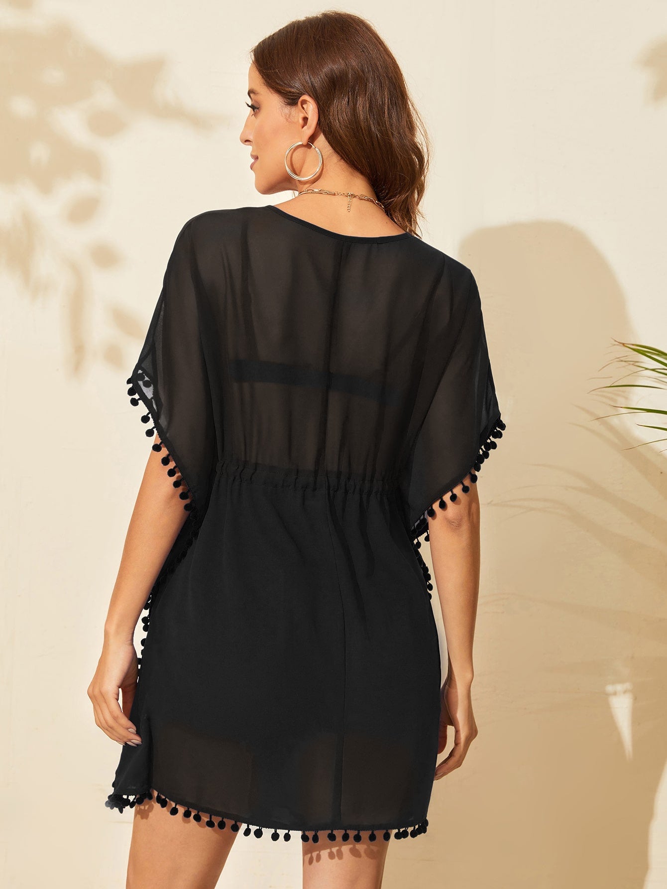 Saída de Praia Vestido Curto Manga Morcego