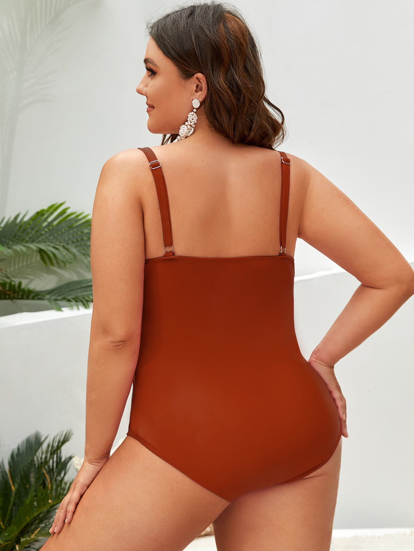 Maiô Disfarça Barriga Plus Size Feminino com Bojo Alta Sustentação