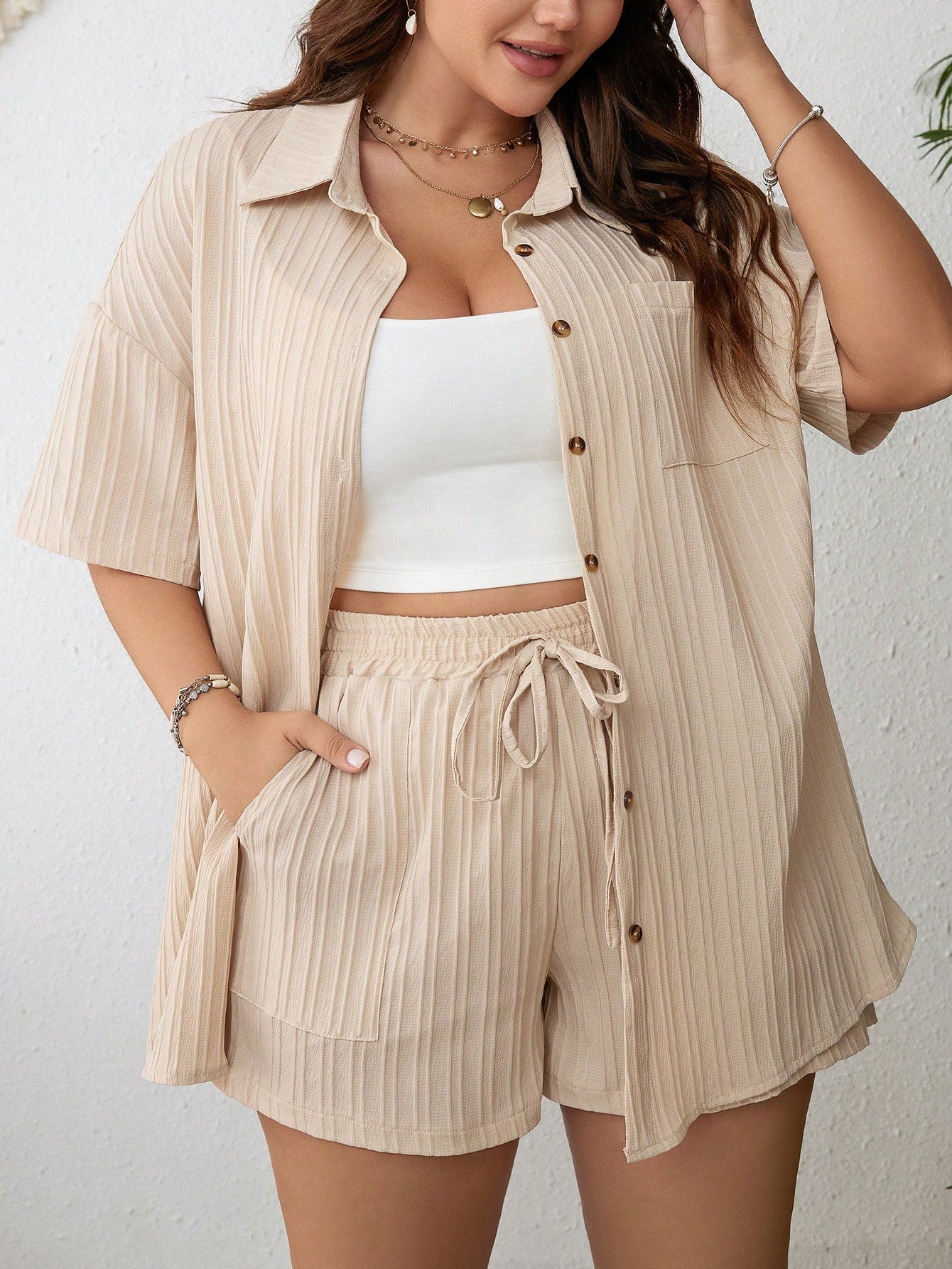 Saída de Praia Plus Size Conjunto Camisa Manga Curta e Short