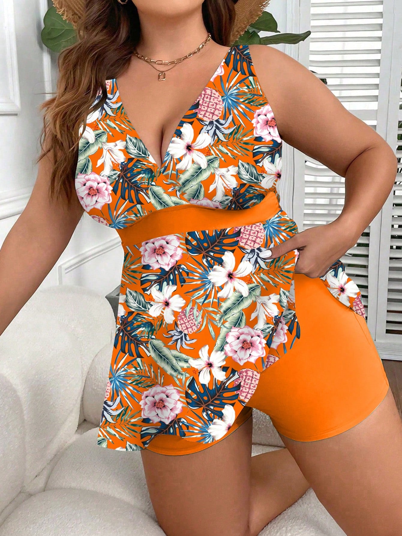 Maiô Plus Size Regata e Short Florido Feminino Para a Praia