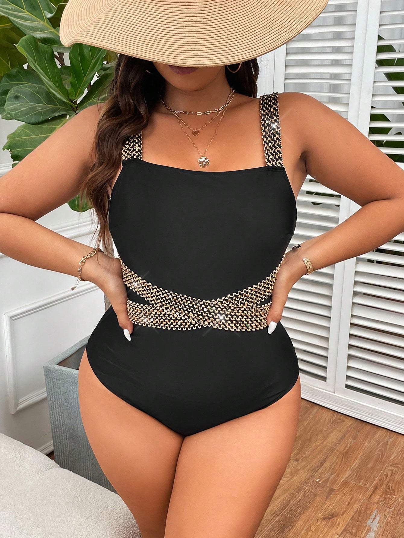 Maiô Plus Size Feminino Elegante com Alças Tramadas