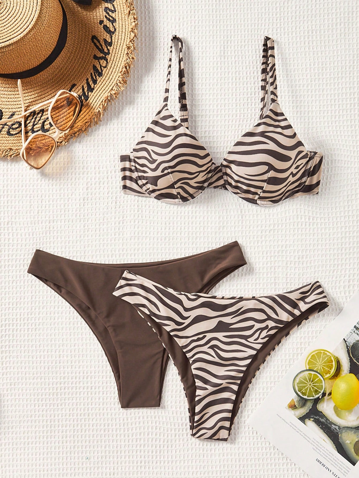 Biquíni Feminino Zebra Tanga com Bojo Levanta Seios