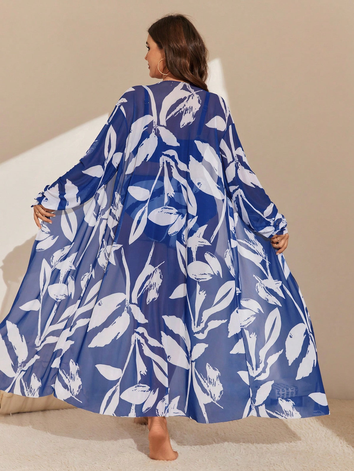 Biquíni Plus Size Cintura Alta com Bojo + Saída de Praia Longa