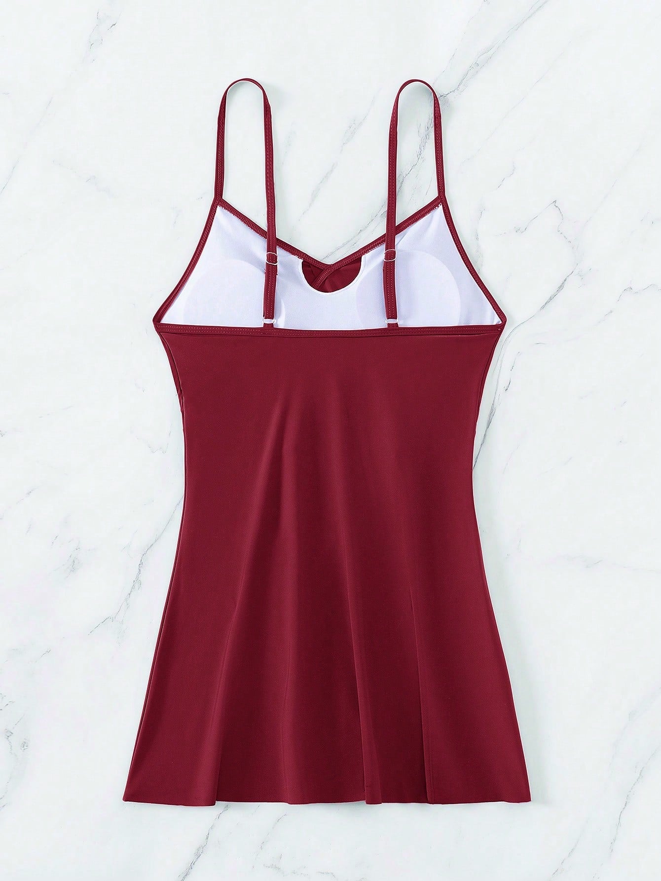 Maiô Feminino com Saia Nó Lateral e Alças Finas