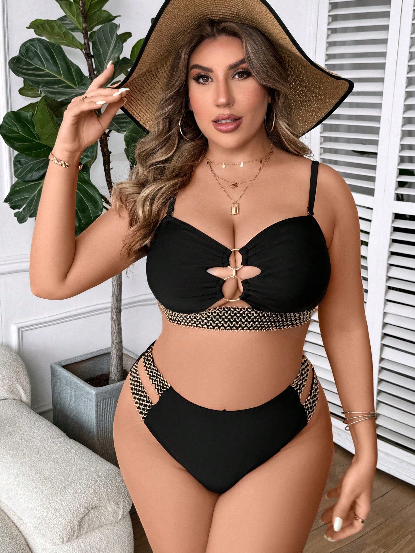 Biquíni Sexy Plus Size com Bojo Argola no Busto