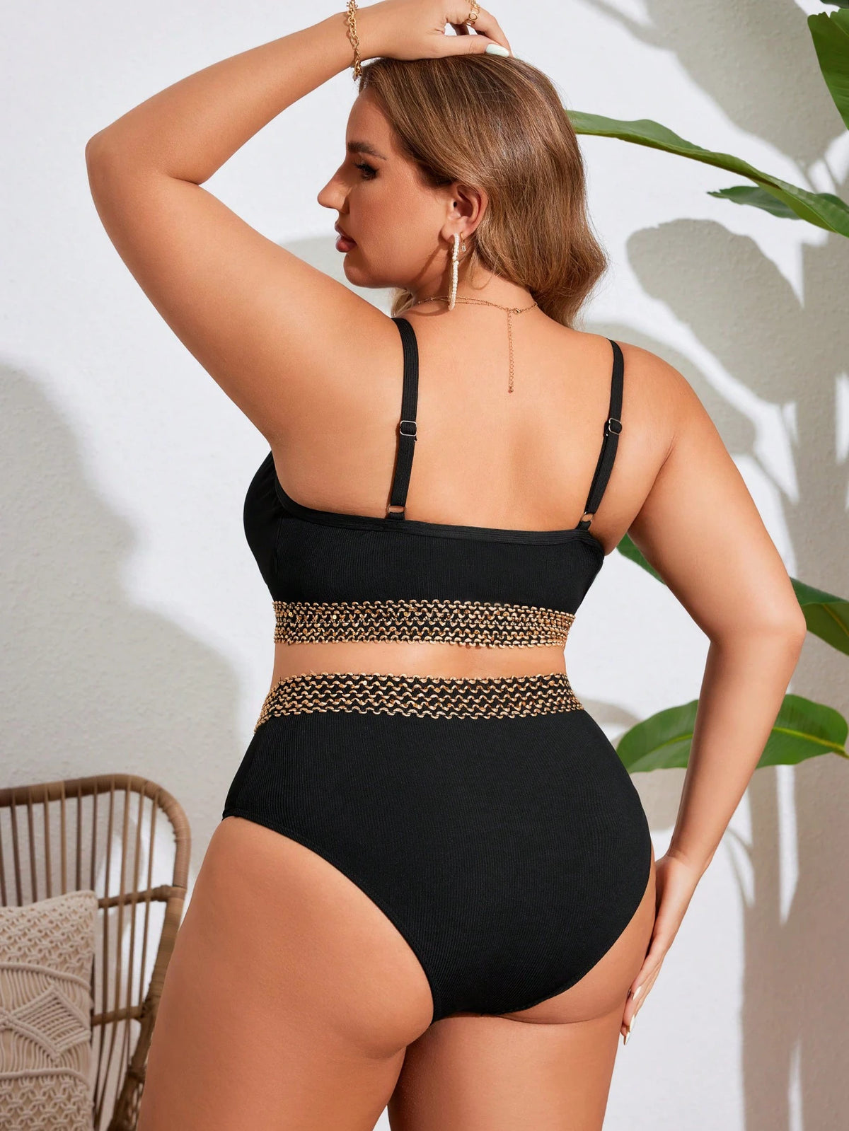 Biquíni Elegante Plus Size Decote V Cintura Alta