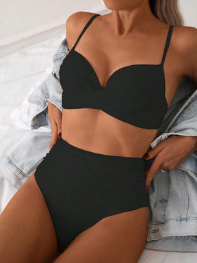 Biquíni com Bojo Alta Sustentação Cruzado Cintura Alta