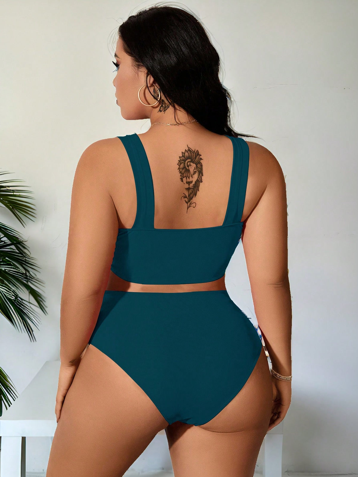 Biquíni Plus Size Cintura Alta com Bojo Decote V Alças Grossas